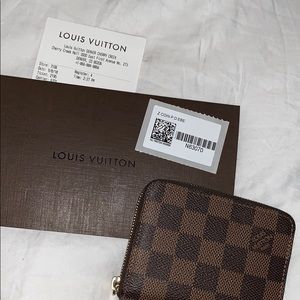 Louis Vuitton Zippy Coin Purse Wallet